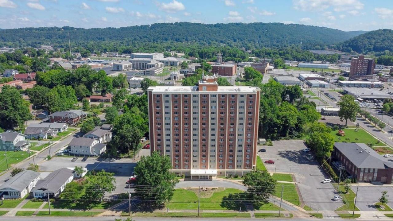 Cozy 1 Bedroom Apartment In Downtown Gadsden, Al Esterno foto